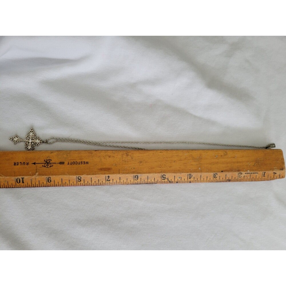 Vintage 1928 Signed Silvertone Cross and Rhinestones On 18” Chain - Picture 6 of 7